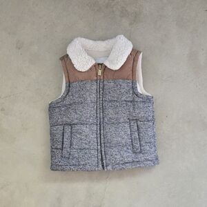 Old Navy | Gray and Tan Sherpa Vest 18-24 months